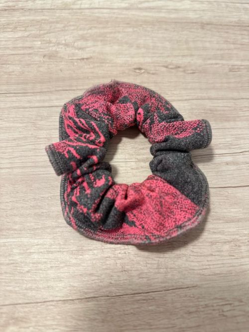 Scrunchie Pink Power