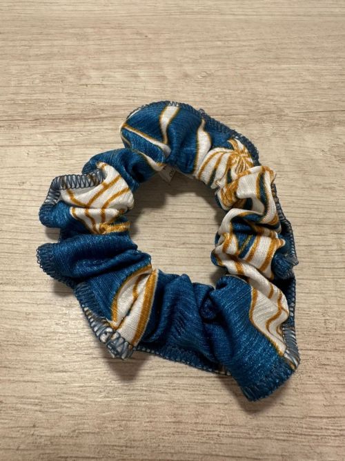 Scrunchie Captain
